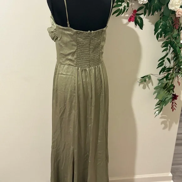 Reformation Sage Green Midi Dress - Picture 6 of 8